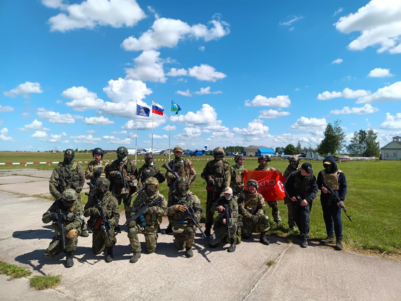 Тренировка на аэродроме ДОСААФ «Сиворицы»