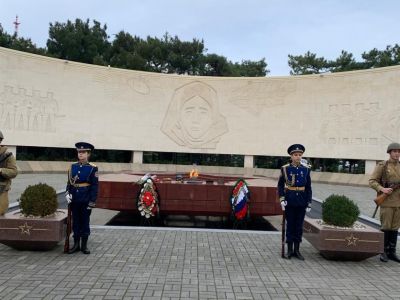 В Ялте почтили память Неизвестного солдата