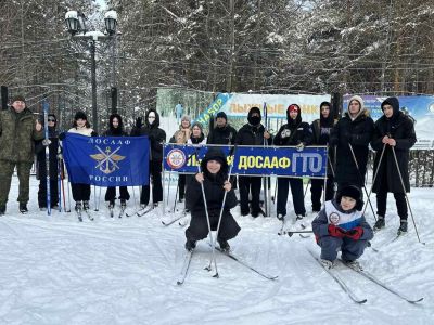 На «ДОСААФовскую лыжню» в Сургуте вышли студенты колледжей