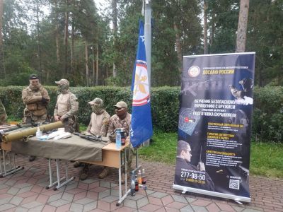 Общественно-политический вернисаж в Челябинске