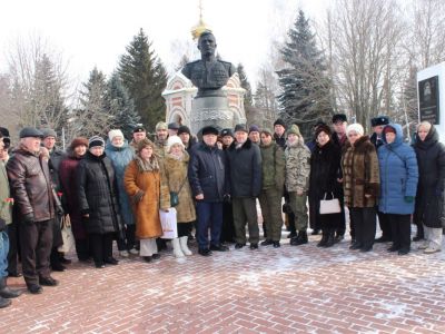 На Тамбовщине помнят героя-летчика